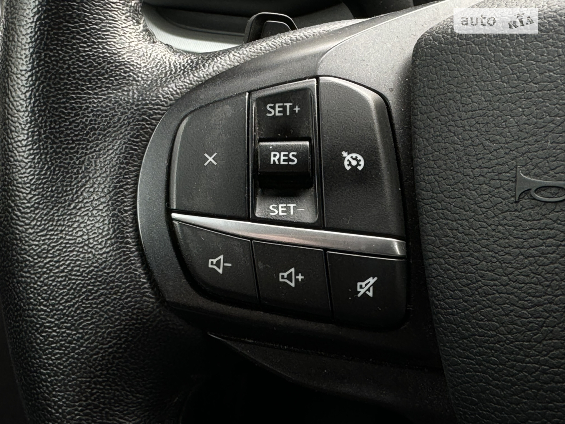 2019 Ford Explorer - мініатюра 21