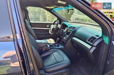Внедорожник / Кроссовер Ford Explorer 2017 в Днепре