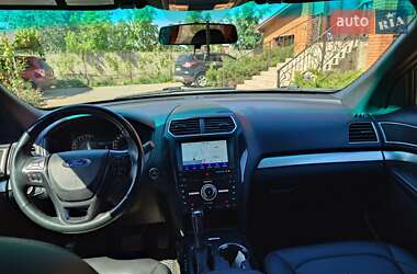 Внедорожник / Кроссовер Ford Explorer 2017 в Днепре