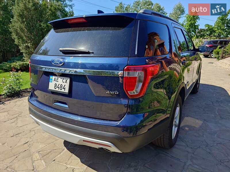 Внедорожник / Кроссовер Ford Explorer 2017 в Днепре