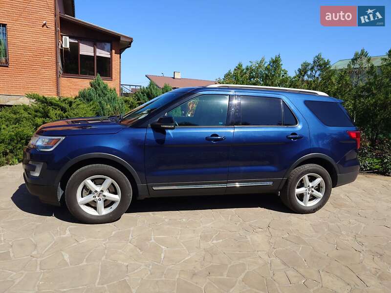 Внедорожник / Кроссовер Ford Explorer 2017 в Днепре
