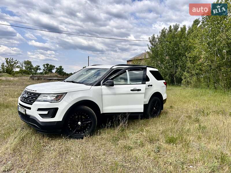 Внедорожник / Кроссовер Ford Explorer 2016 в Броварах