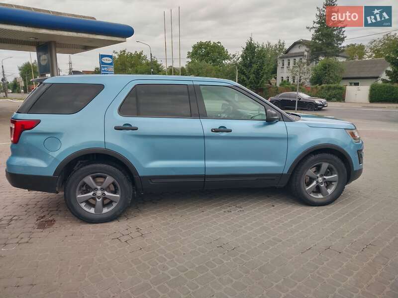 Внедорожник / Кроссовер Ford Explorer 2017 в Ивано-Франковске