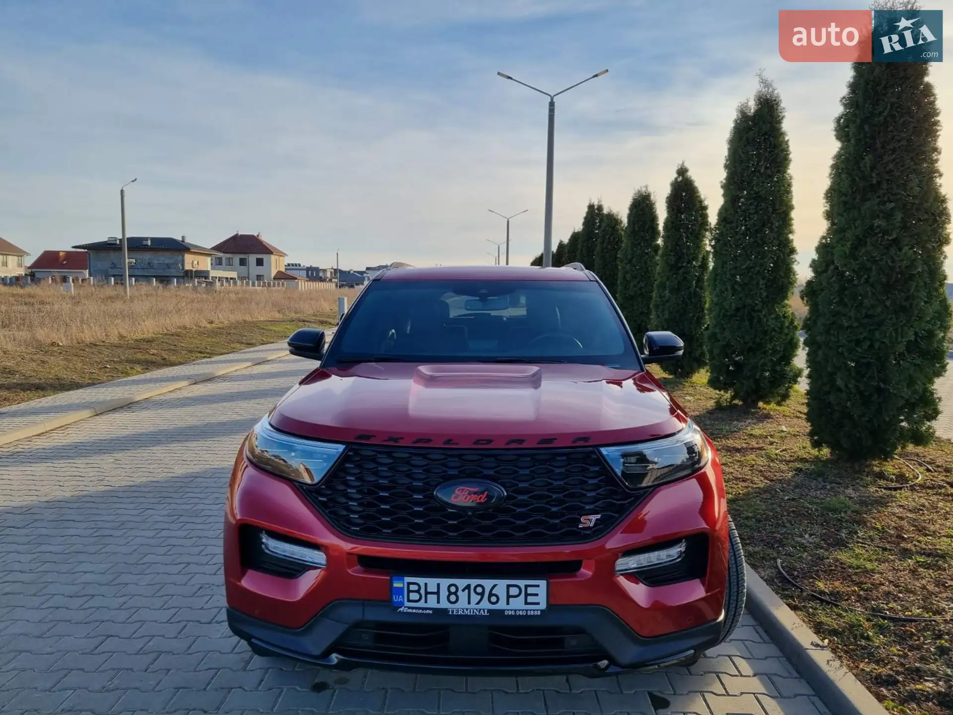 2021 Ford Explorer - мініатюра 4