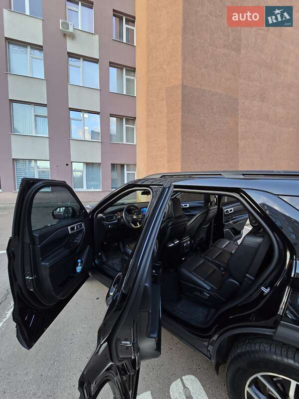 Внедорожник / Кроссовер Ford Explorer 2019 в Ровно