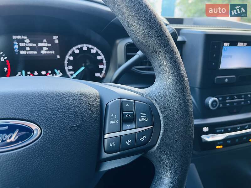 Внедорожник / Кроссовер Ford Explorer 2020 в Киеве