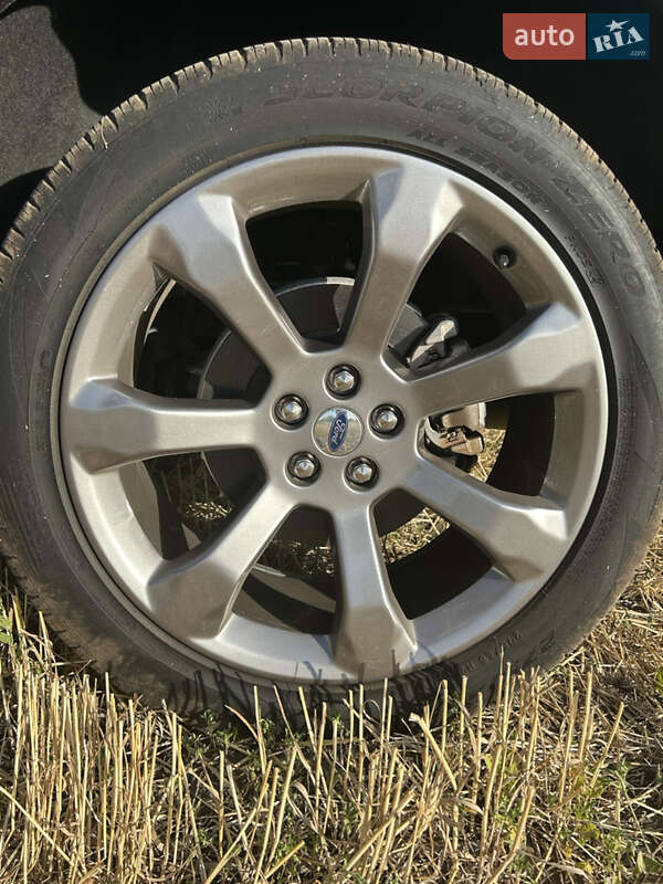 Внедорожник / Кроссовер Ford Explorer 2019 в Днепре