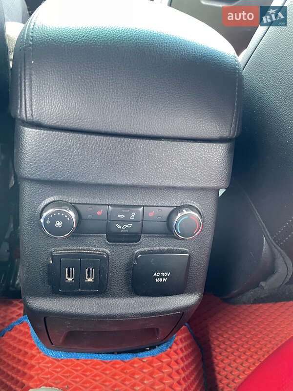 Внедорожник / Кроссовер Ford Explorer 2016 в Чернигове