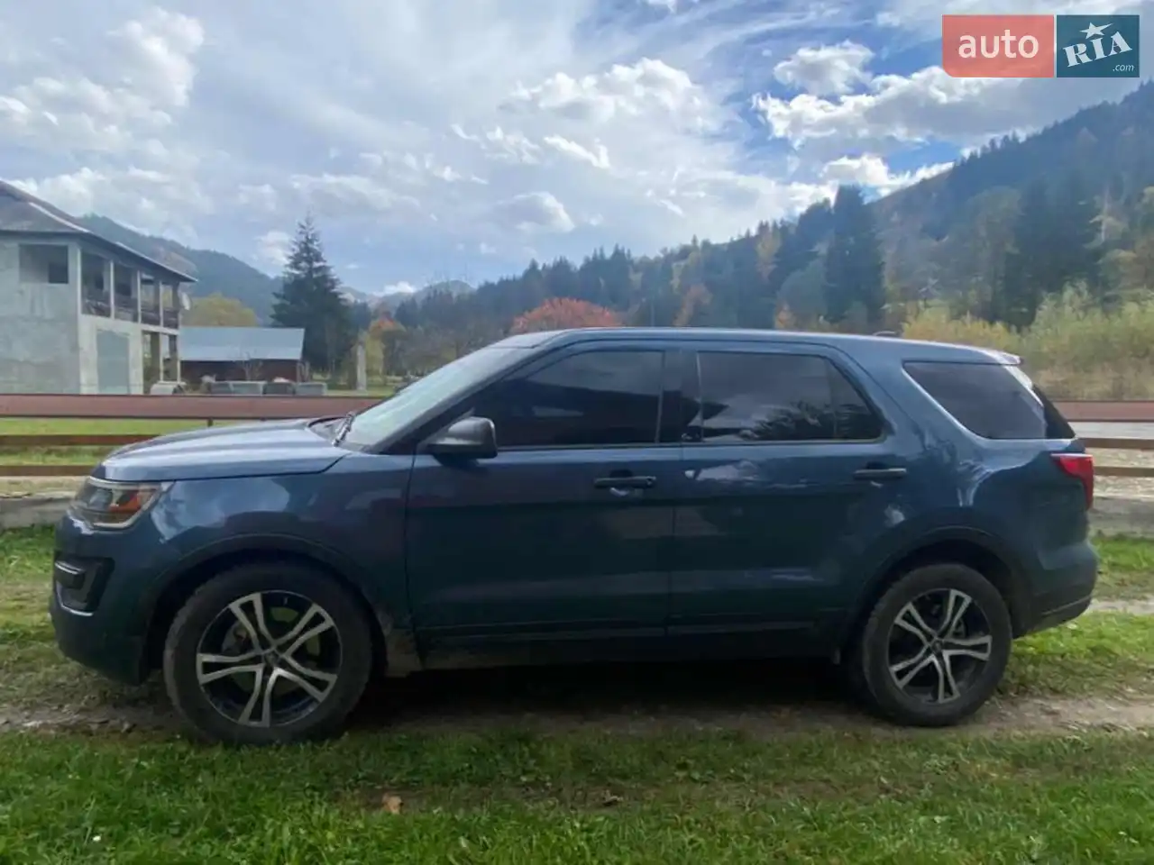 2017 Ford Explorer - мініатюра 9