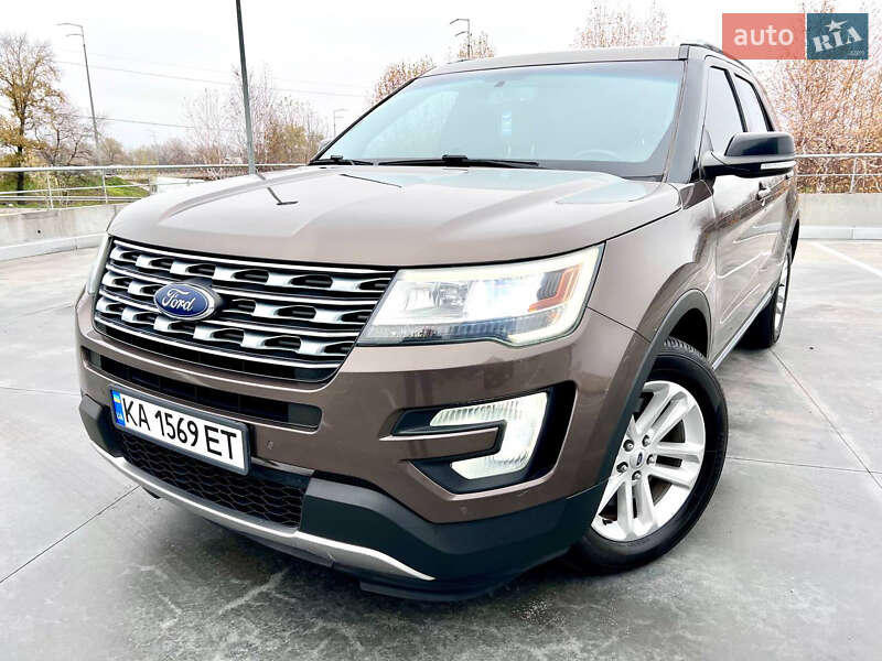 Позашляховик / Кросовер Ford Explorer 2015 в Києві