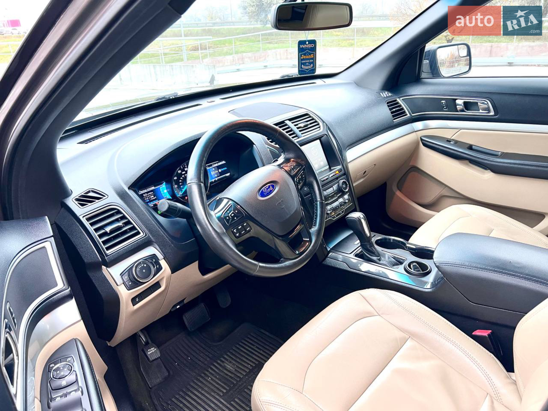 2015 Ford Explorer - мініатюра 9
