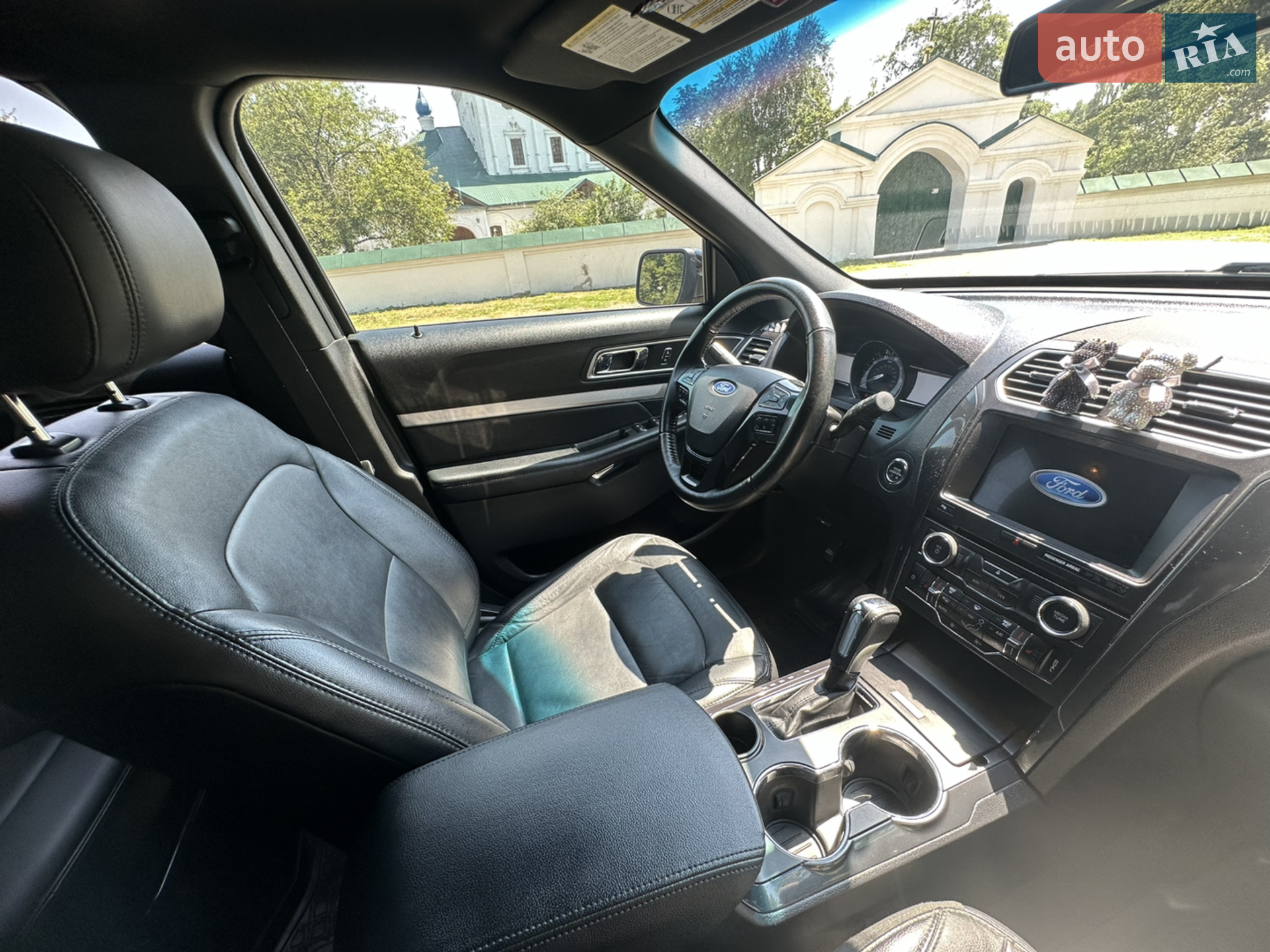 2016 Ford Explorer - мініатюра 20