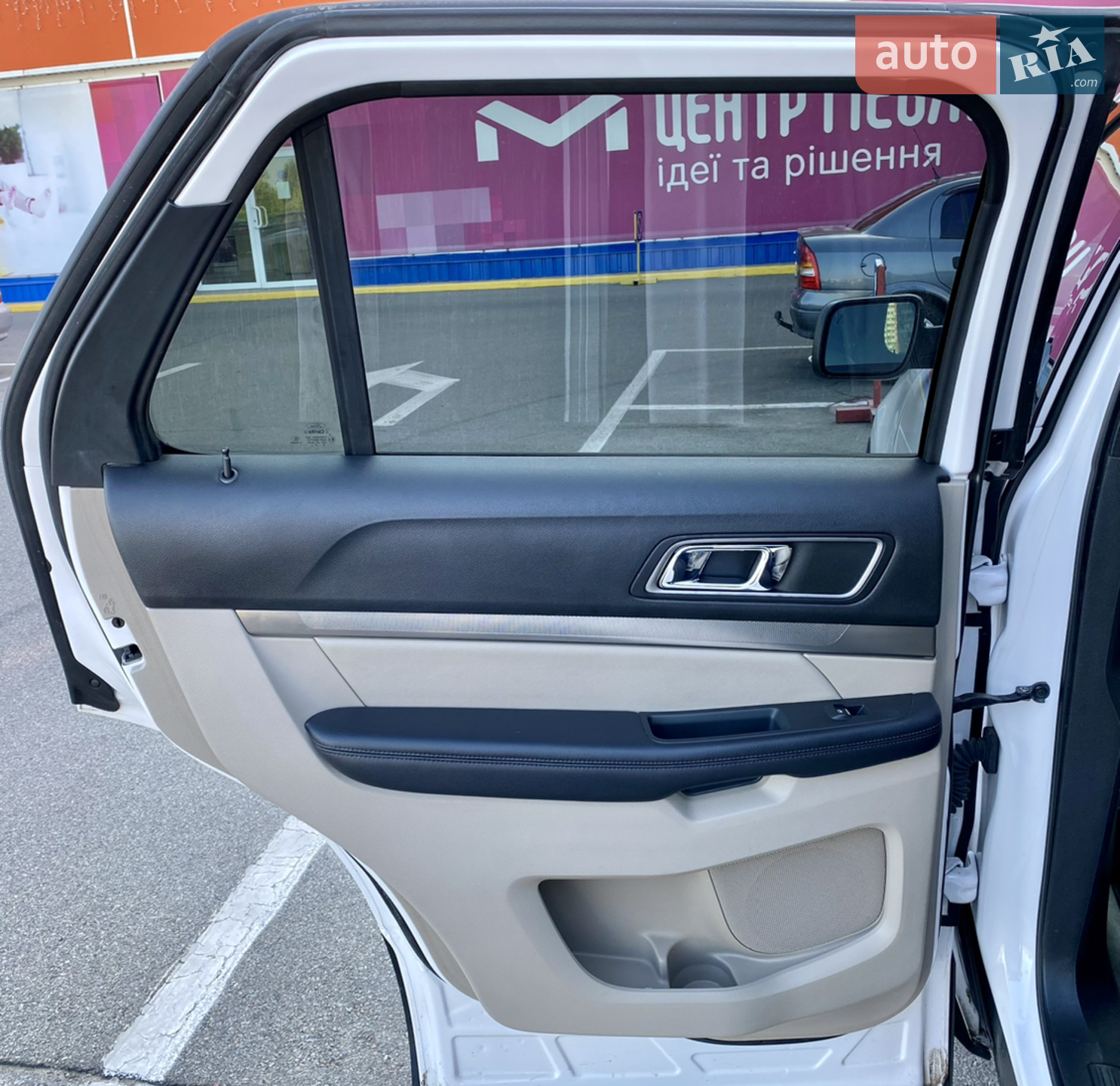 2018 Ford Explorer - мініатюра 26