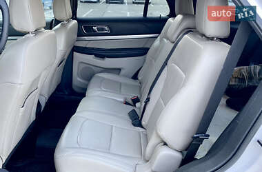 Внедорожник / Кроссовер Ford Explorer 2018 в Киеве