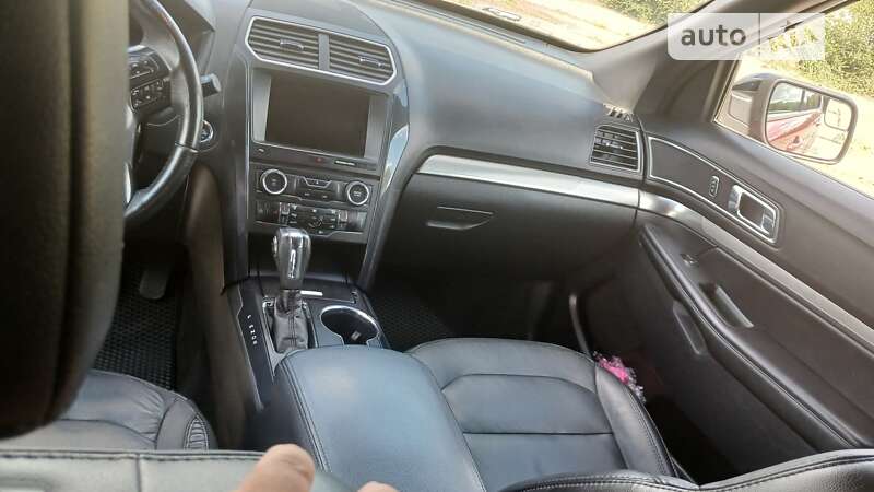 Внедорожник / Кроссовер Ford Explorer 2018 в Запорожье фото 24 Внедорожник / Кроссовер Ford Explorer 2018 в Запорожье