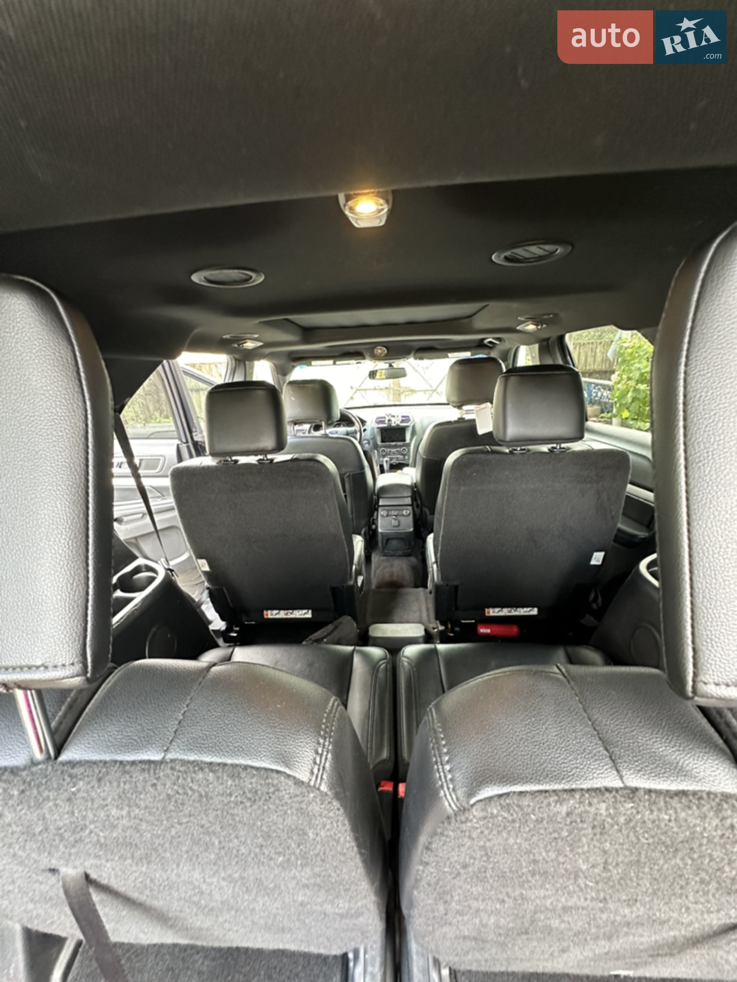 2016 Ford Explorer - мініатюра 30
