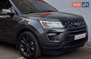 Позашляховик / Кросовер Ford Explorer 2018 в Одесі