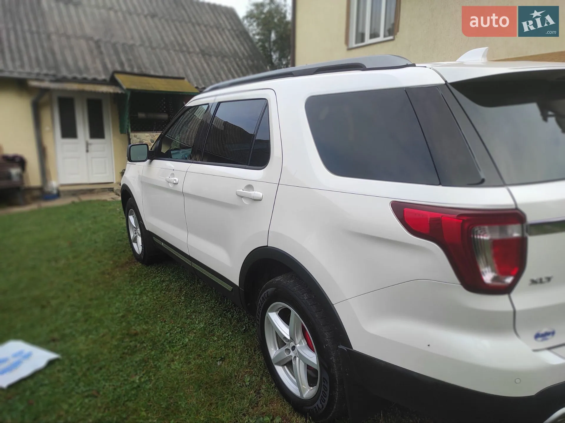 2017 Ford Explorer - мініатюра 10