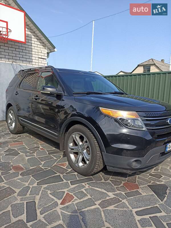 Ford Explorer 2011
