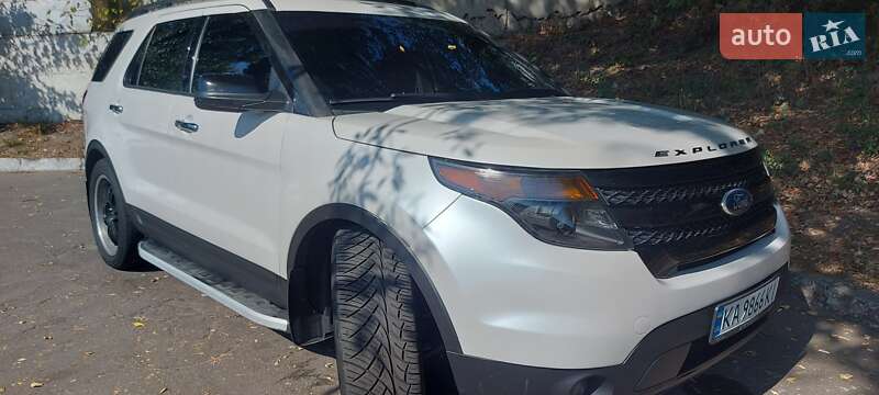 Внедорожник / Кроссовер Ford Explorer 2013 в Первомайске