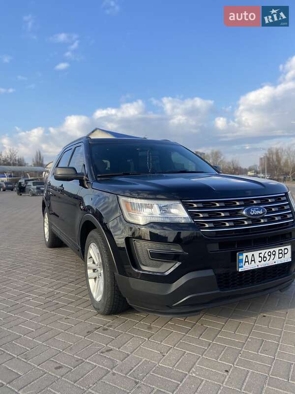 Позашляховик / Кросовер Ford Explorer 2017 в Києві