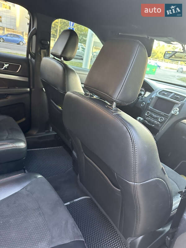 Внедорожник / Кроссовер Ford Explorer 2017 в Киеве фото 9 Внедорожник / Кроссовер Ford Explorer 2017 в Киеве