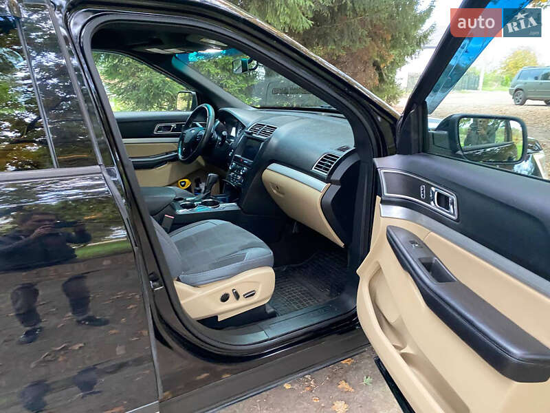 Внедорожник / Кроссовер Ford Explorer 2015 в Львове