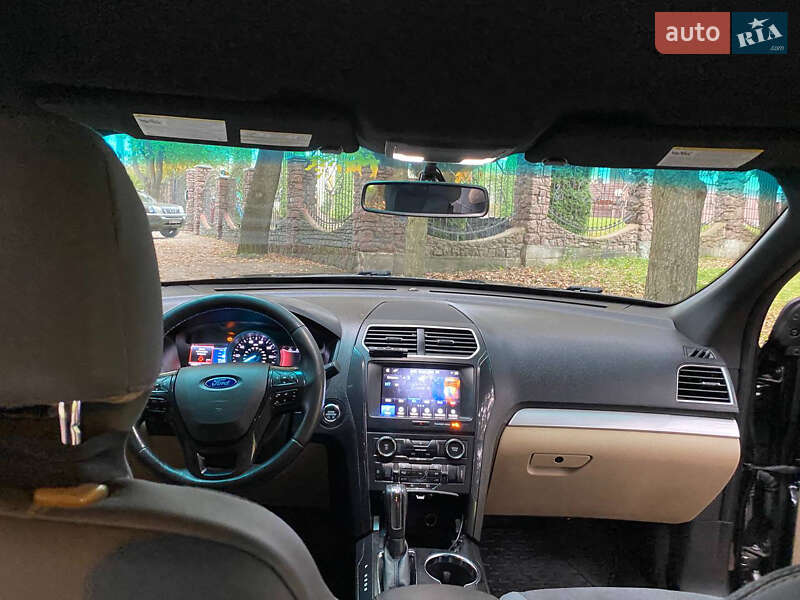 Внедорожник / Кроссовер Ford Explorer 2015 в Львове