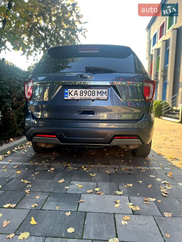 Позашляховик / Кросовер Ford Explorer 2018 в Києві