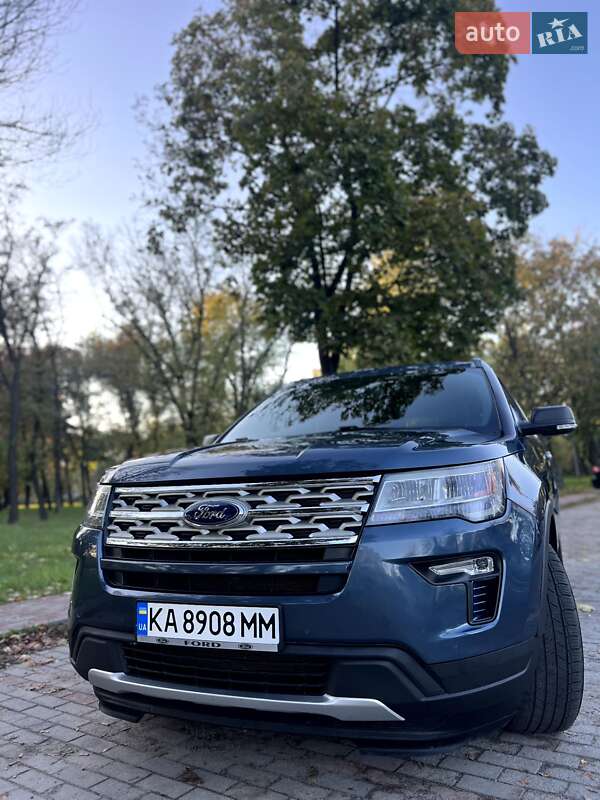 Позашляховик / Кросовер Ford Explorer 2018 в Києві