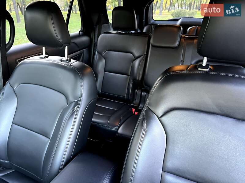 Позашляховик / Кросовер Ford Explorer 2018 в Києві фото 11 Позашляховик / Кросовер Ford Explorer 2018 в Києві