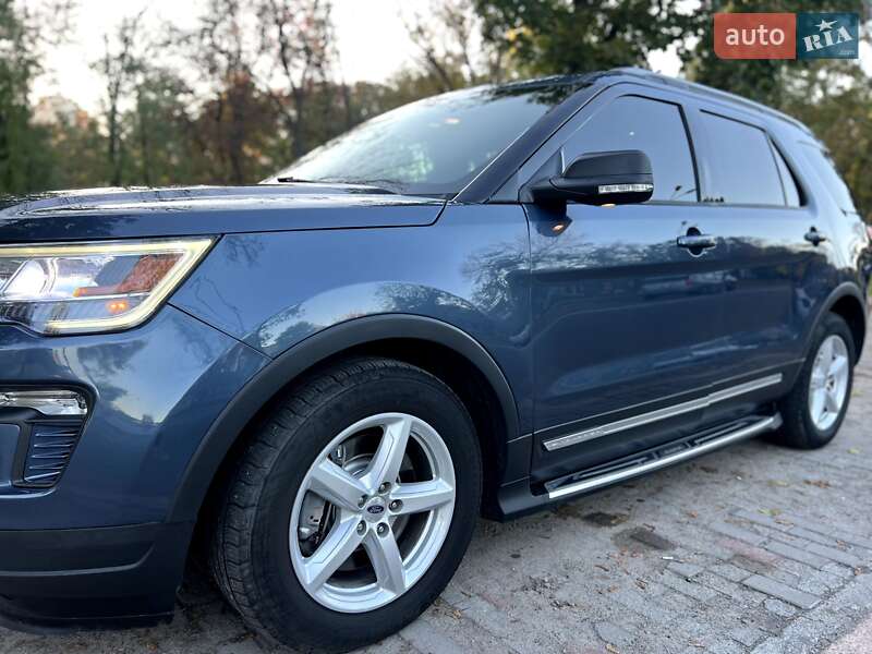 Позашляховик / Кросовер Ford Explorer 2018 в Києві
