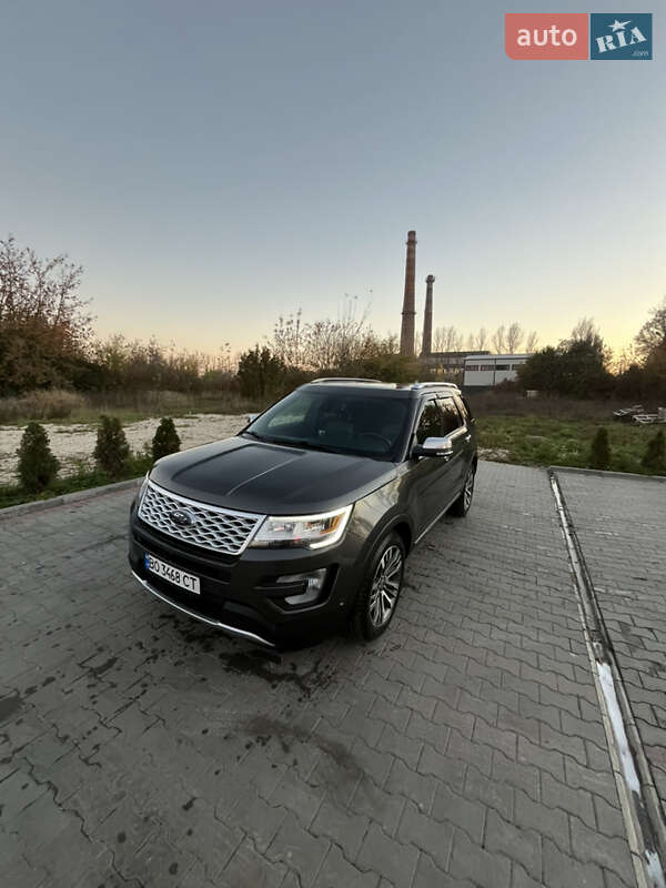 Позашляховик / Кросовер Ford Explorer 2017 в Тернополі