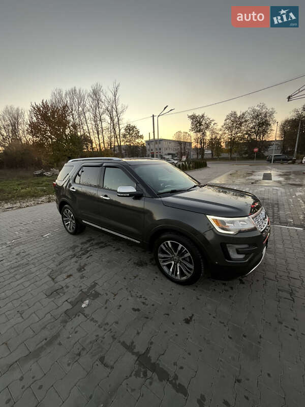 Позашляховик / Кросовер Ford Explorer 2017 в Тернополі