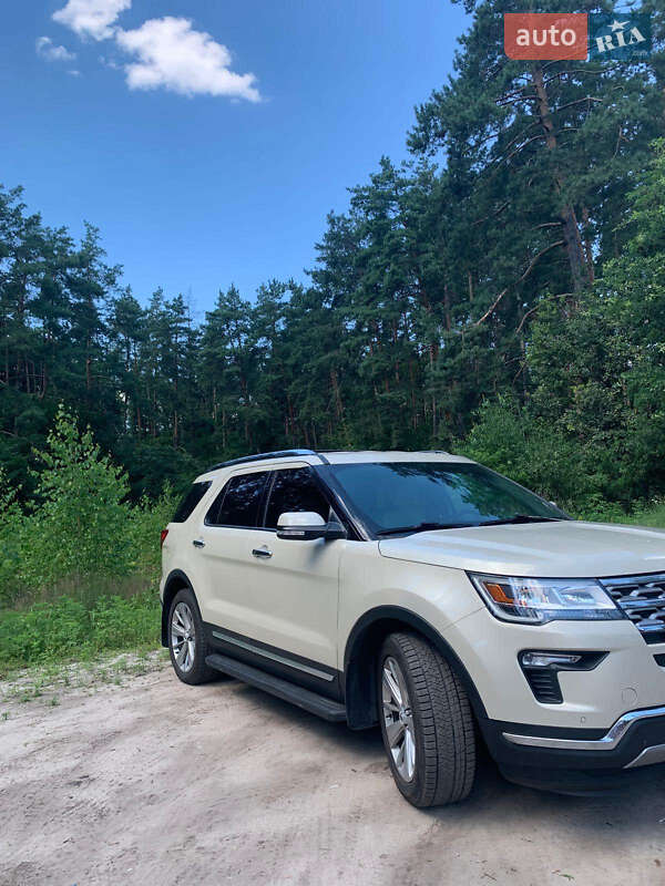 Позашляховик / Кросовер Ford Explorer 2018 в Києві фото 18 Позашляховик / Кросовер Ford Explorer 2018 в Києві