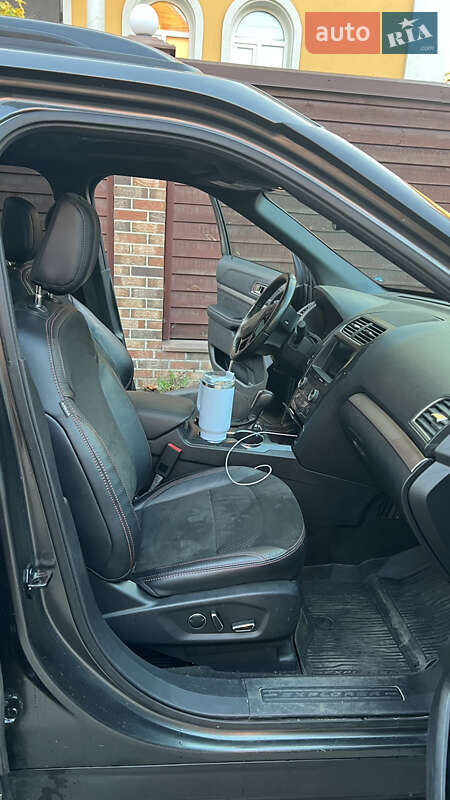 Внедорожник / Кроссовер Ford Explorer 2017 в Киеве