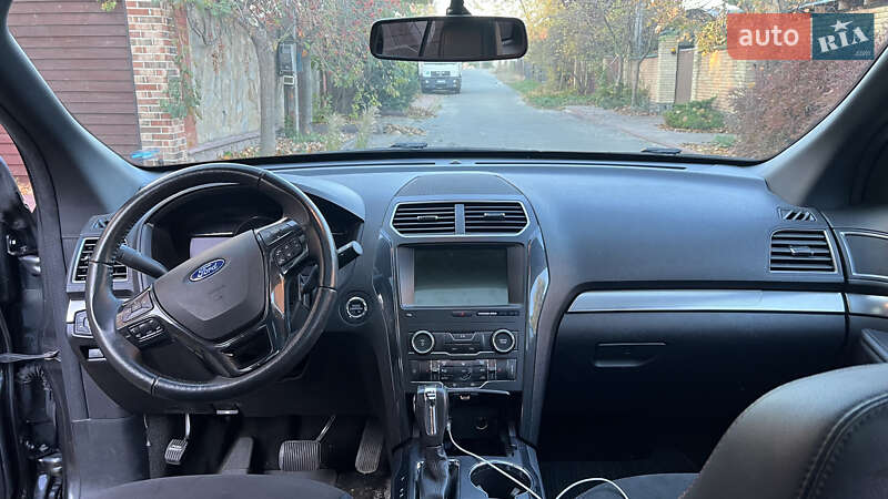 Внедорожник / Кроссовер Ford Explorer 2017 в Киеве