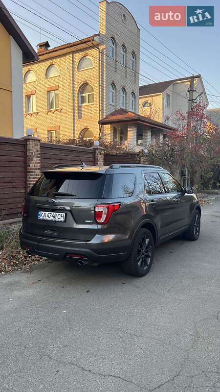 Внедорожник / Кроссовер Ford Explorer 2017 в Киеве