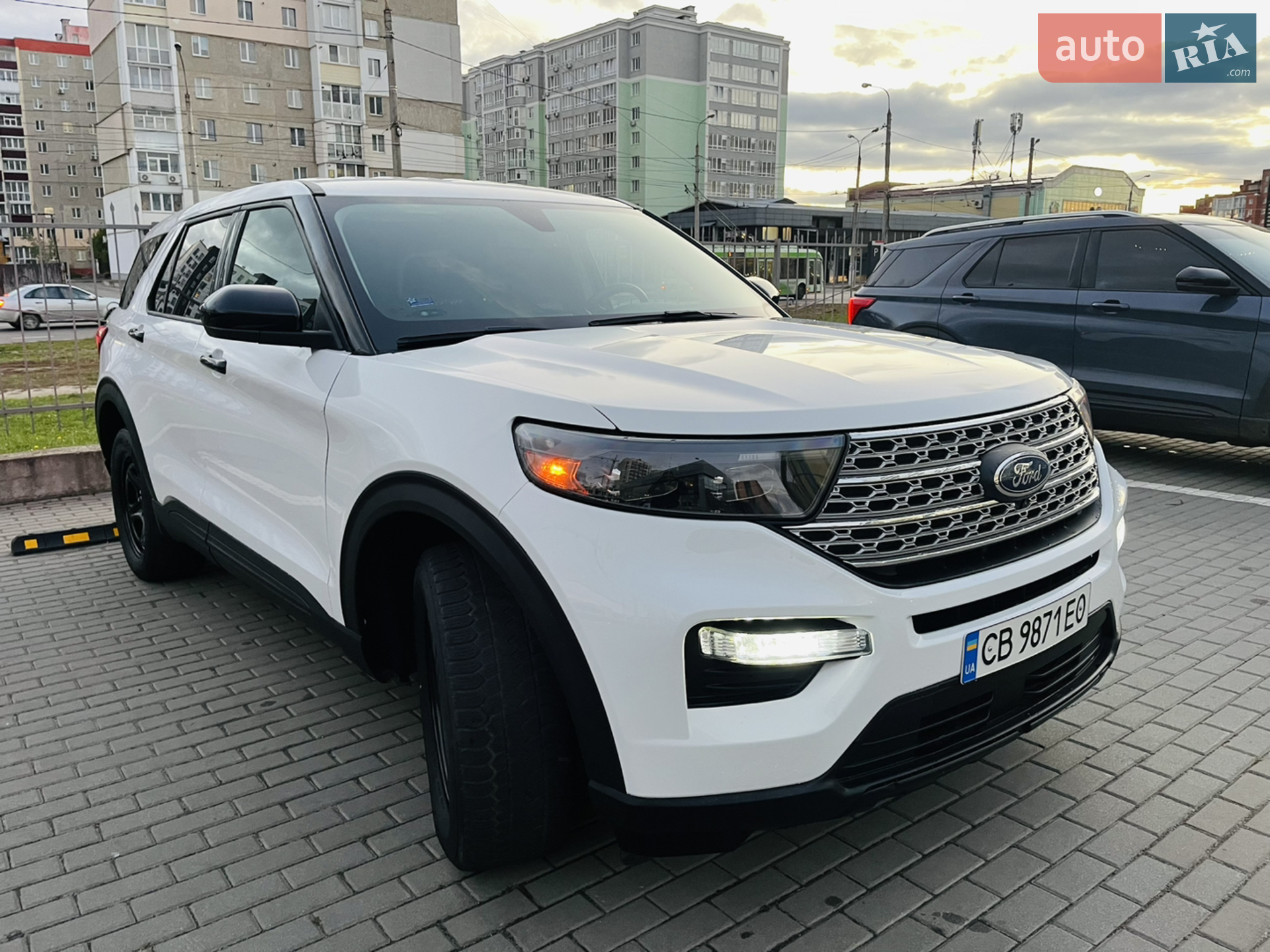 2020 Ford Explorer - мініатюра 5