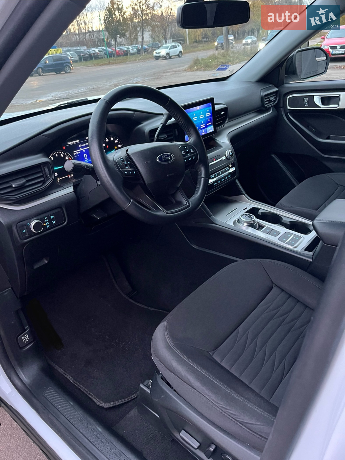 2020 Ford Explorer - мініатюра 22