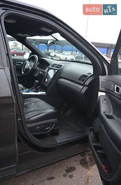 Внедорожник / Кроссовер Ford Explorer 2017 в Кривом Роге