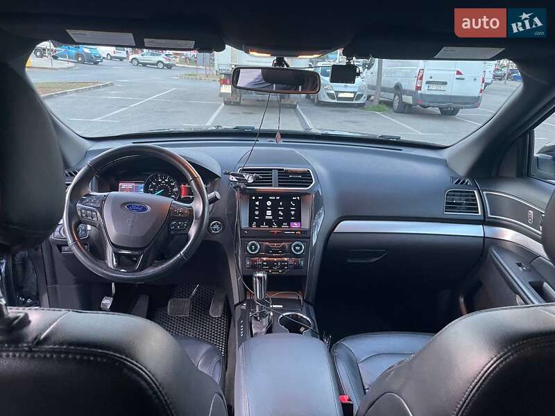 Внедорожник / Кроссовер Ford Explorer 2017 в Львове
