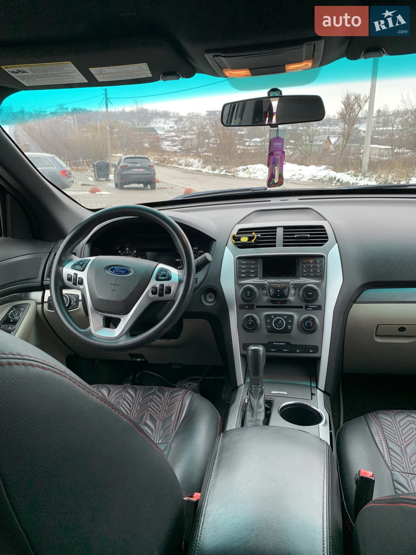 2013 Ford Explorer - мініатюра 6