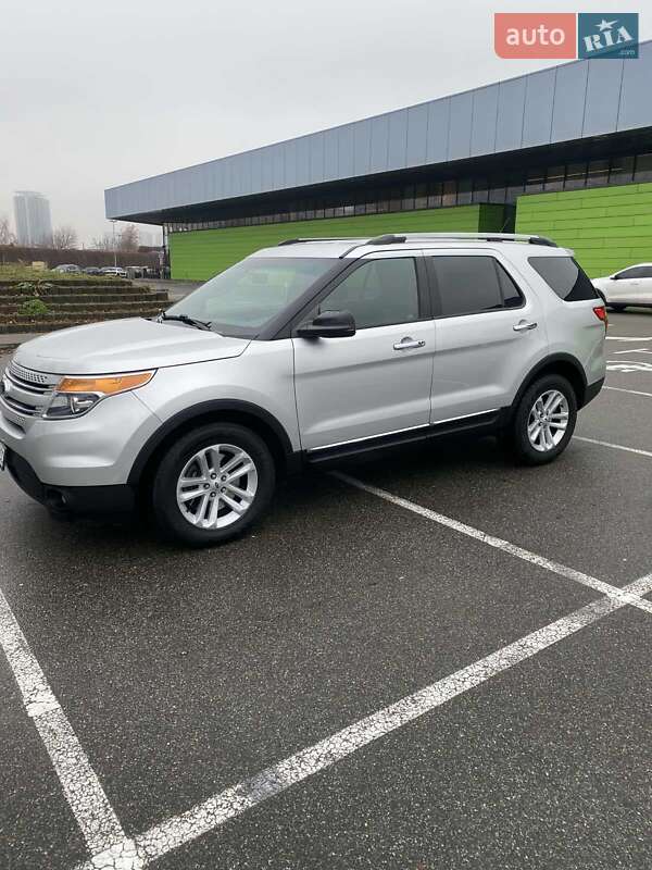 Внедорожник / Кроссовер Ford Explorer 2015 в Киеве фото 2 Внедорожник / Кроссовер Ford Explorer 2015 в Киеве