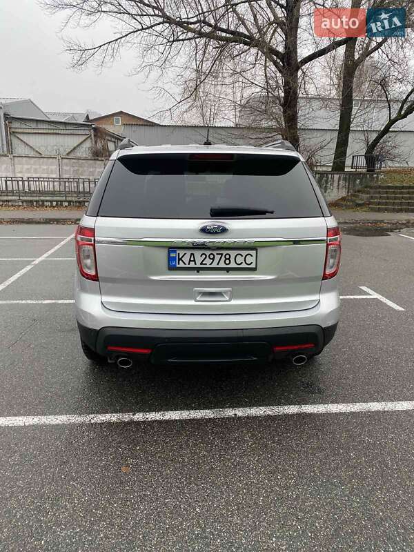 Внедорожник / Кроссовер Ford Explorer 2015 в Киеве фото 3 Внедорожник / Кроссовер Ford Explorer 2015 в Киеве