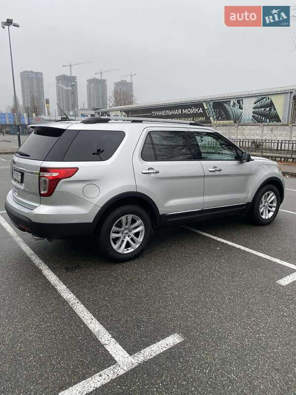 Внедорожник / Кроссовер Ford Explorer 2015 в Киеве фото 4 Внедорожник / Кроссовер Ford Explorer 2015 в Киеве