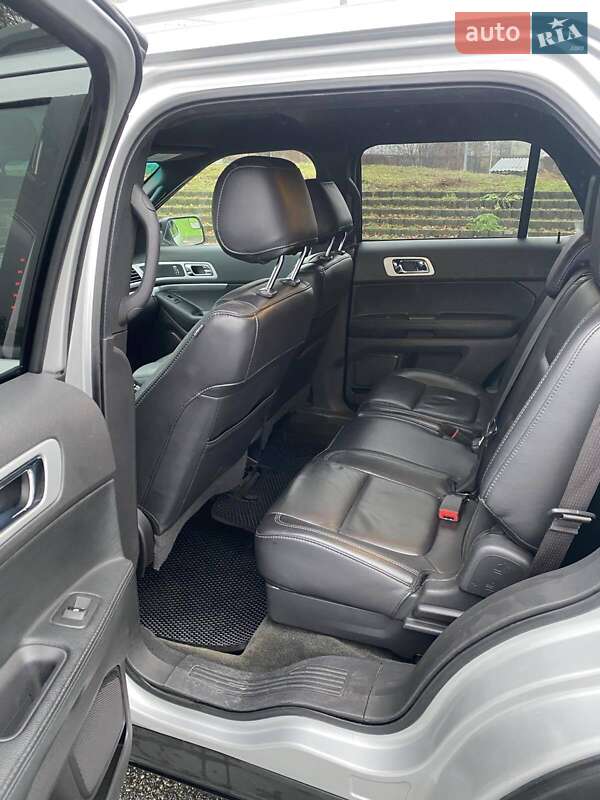 Внедорожник / Кроссовер Ford Explorer 2015 в Киеве фото 8 Внедорожник / Кроссовер Ford Explorer 2015 в Киеве