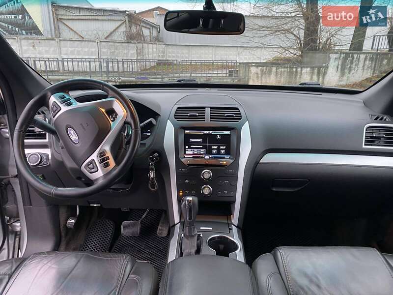 Внедорожник / Кроссовер Ford Explorer 2015 в Киеве