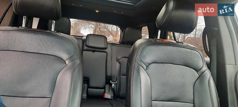 Позашляховик / Кросовер Ford Explorer 2016 в Острозі