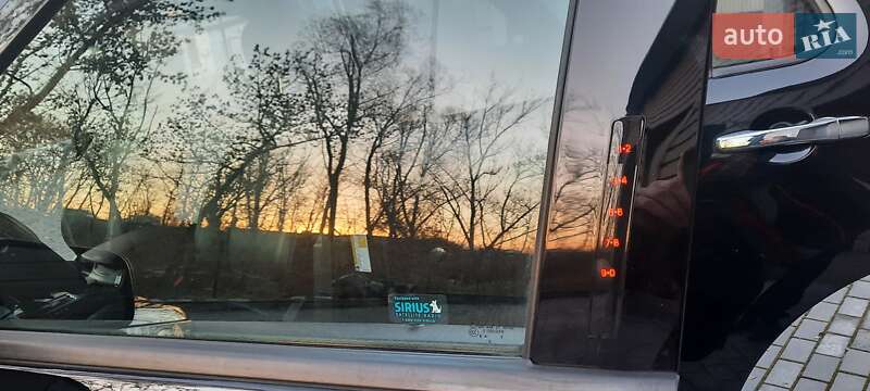 Позашляховик / Кросовер Ford Explorer 2016 в Острозі